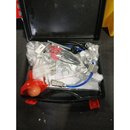 Установка для промывки инжекторов без тумбочки rm 702 CMT6 RM 702 (NORDBERG)