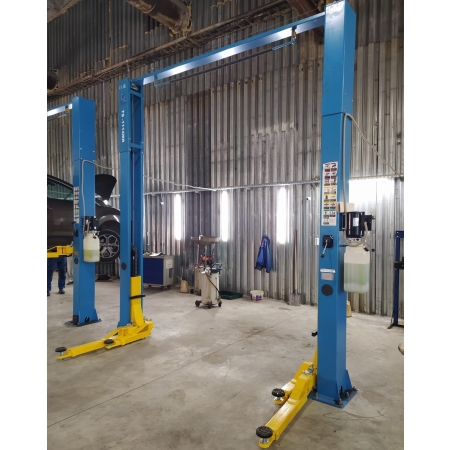 Автомобильный подъемник для автосервиса 4 тонны с верхней синхронизацией + снятие со стопоров с одной колонны TS-1114MR