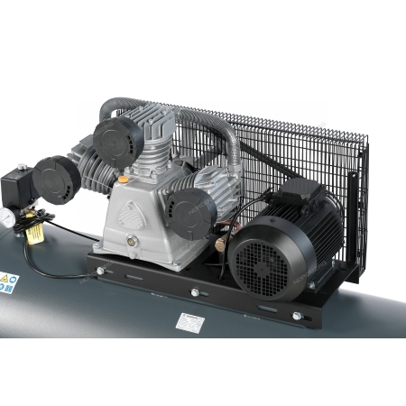 Компрессор поршневой с ременной передачей 380 В, ресивер 500 л, 950 л/мин NCP500/950 (NORDBERG)