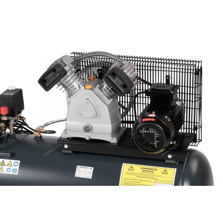 Компрессор поршневой с ременной передачей, 380 В, ресивер 100 л, 420 л/мин NCP100/420 (NORDBERG)