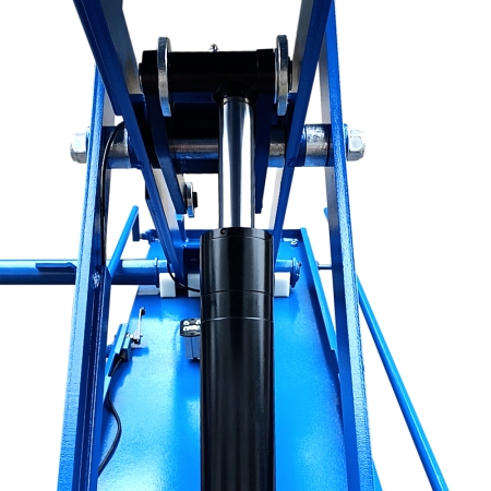 Ножничный подъемник для автомобиля 3т мобильный 220в F6010