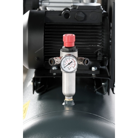 Компрессор поршневой с ременной передачей 380 В, ресивер 270 л, 950 л/мин NCP300/950 (NORDBERG)