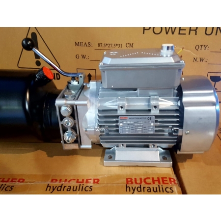 Подъемник автомобильный для гаража двухстоечный 4т с напольной рамой TS-4M