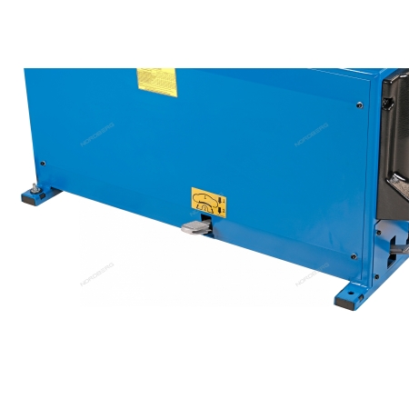 Станок шиномонтажный полуавтомат, двухскоростной, стол с накладками, взрывная накачка, 380 В, синий 4639B 380 (NORDBERG)