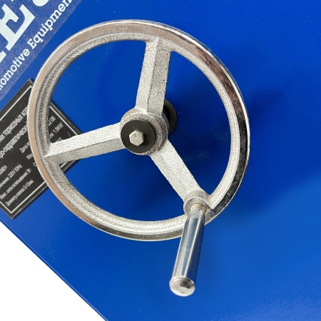 Станок для заклепки тормозных колодок T3308EH AET