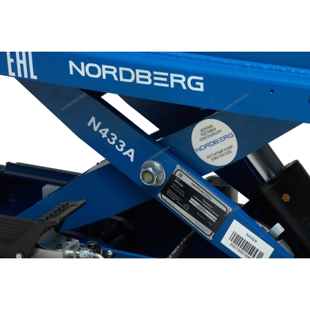 Домкрат канавный 3т N433A_B пневмогидравлический