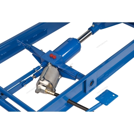 Мотоподъемник 450кг ножной и пневмопривод N4M1