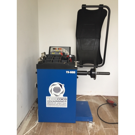 Балансировочный станок автомат TS-600