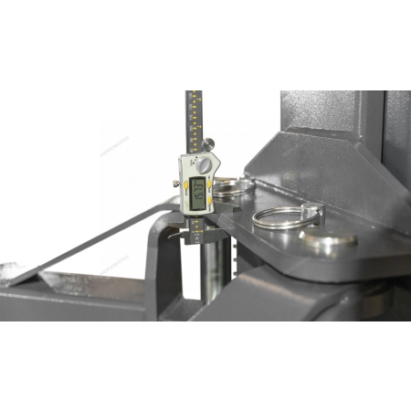 Подъемник для автосервиса двухстоечный 4т электростопора + с верхней синхронизацией 380в N4120HE-4G_3+2_380