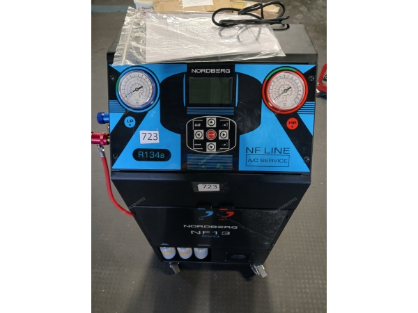 Установка автомат для заправки автомобильных кондиционеров NF13 RM 723 NF13 RM 723 (NORDBERG)