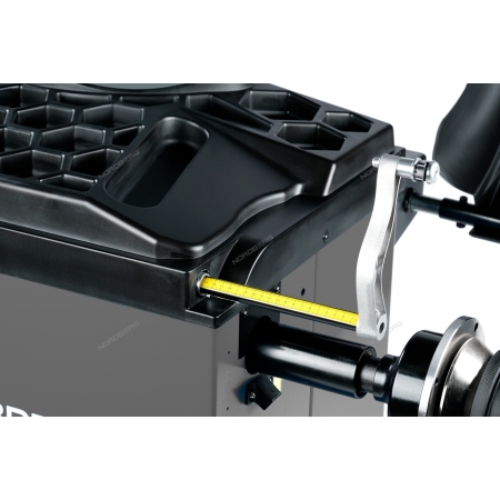 Станок балансировочный с автоматическим вводом 2х параметров, лазером и автостопом (серый) 4523N1(G) (NORDBERG)