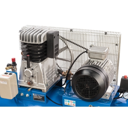 Компрессор поршневой с ременным приводом, объем 200 л  NCE200/520 (NORDBERG)