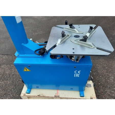 ES-3022 Станок шиномонтажный полуавтомат 11-24