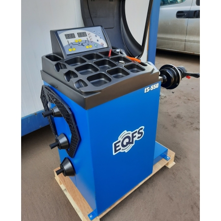 Балансировочный станок для легковых авто, ES-550