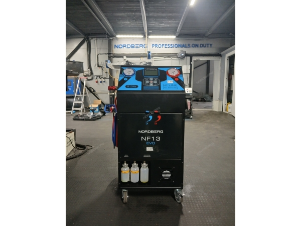 Установка автомат для заправки автомобильных кондиционеров с принтером  NF13P RM 739  NF13P RM 739 ( NORDBERG)