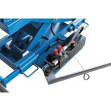 Подъемник четырехстоечный 5 т, c ручной траверсой 3 т N433, для сход-развала, электростопоры, синий 4450J_EB(M) (NORDBERG)