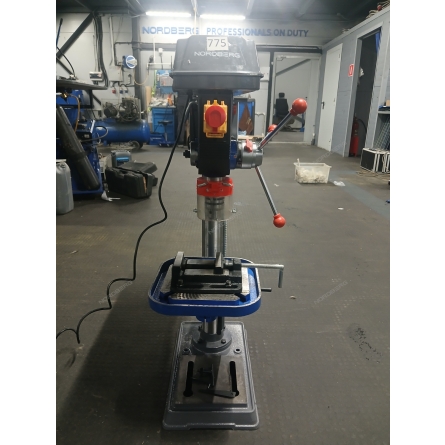 Станок сверлильный (750Вт, 16мм, макс расст до стола 410мм, 16 скоростей, тиски) RM 775 ND1660 RM 775 (NORDBERG)