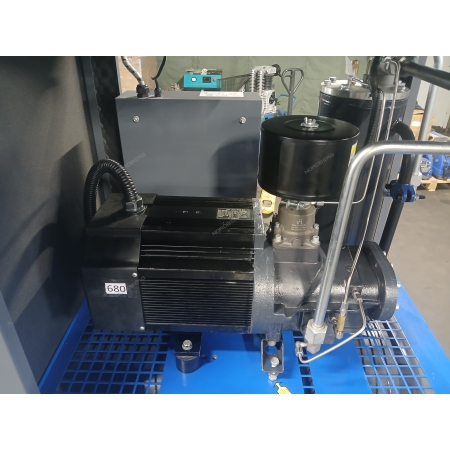 Компрессор винтовой, 15 кВт, 1910 л/мин, 10 бар, IP55, ресивер 500 л, осушитель NCA20RD RM 680 (NORDBERG)